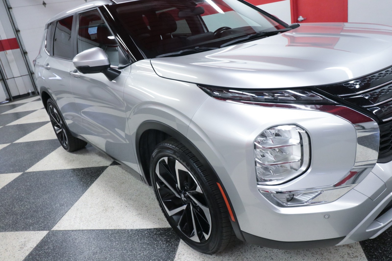 Used Car 2024 Mitsubishi Outlander  Se For Sale Under $25,000 In Austin, Texas