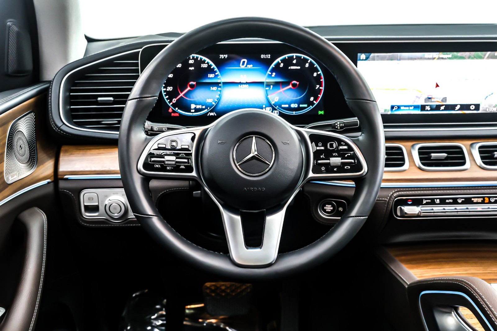 Certified Used 2023 Black Mercedes-Benz GLE 450 4MATIC® SUV image 18