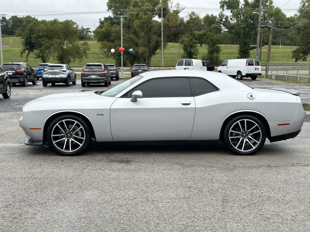 2023 Dodge Challenger R/T 6