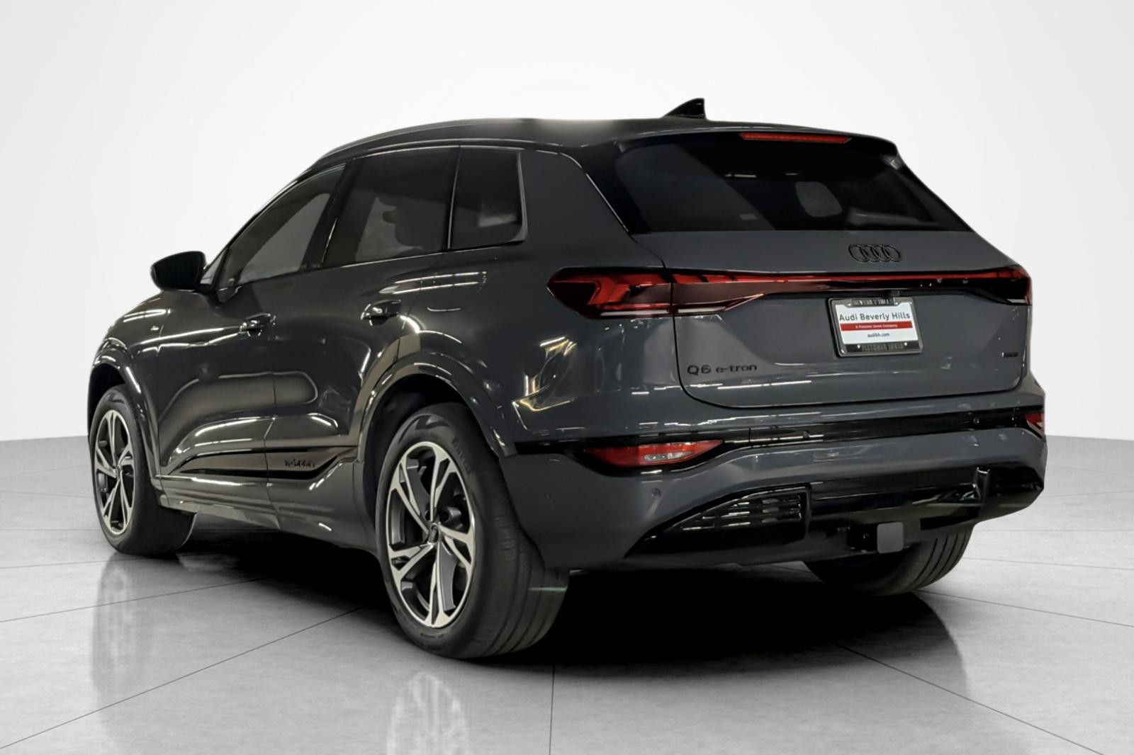 New 2027 Magnet Gray Audi Premium Plus quattro image 4
