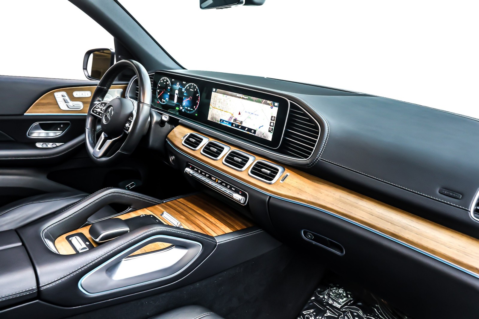 Used 2022 Polar White Mercedes-Benz GLS 450 4MATIC® SUV image 16