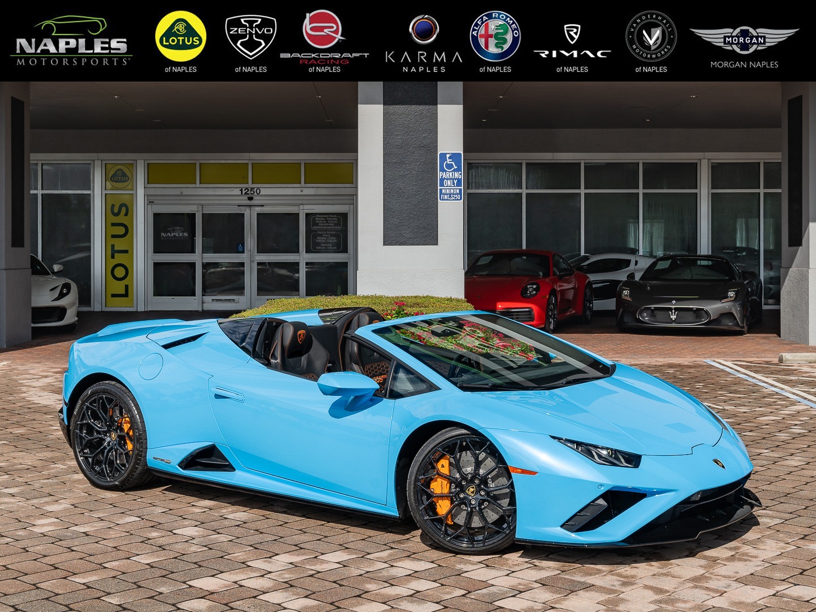 /2022 Lamborghini Huracan-EVO