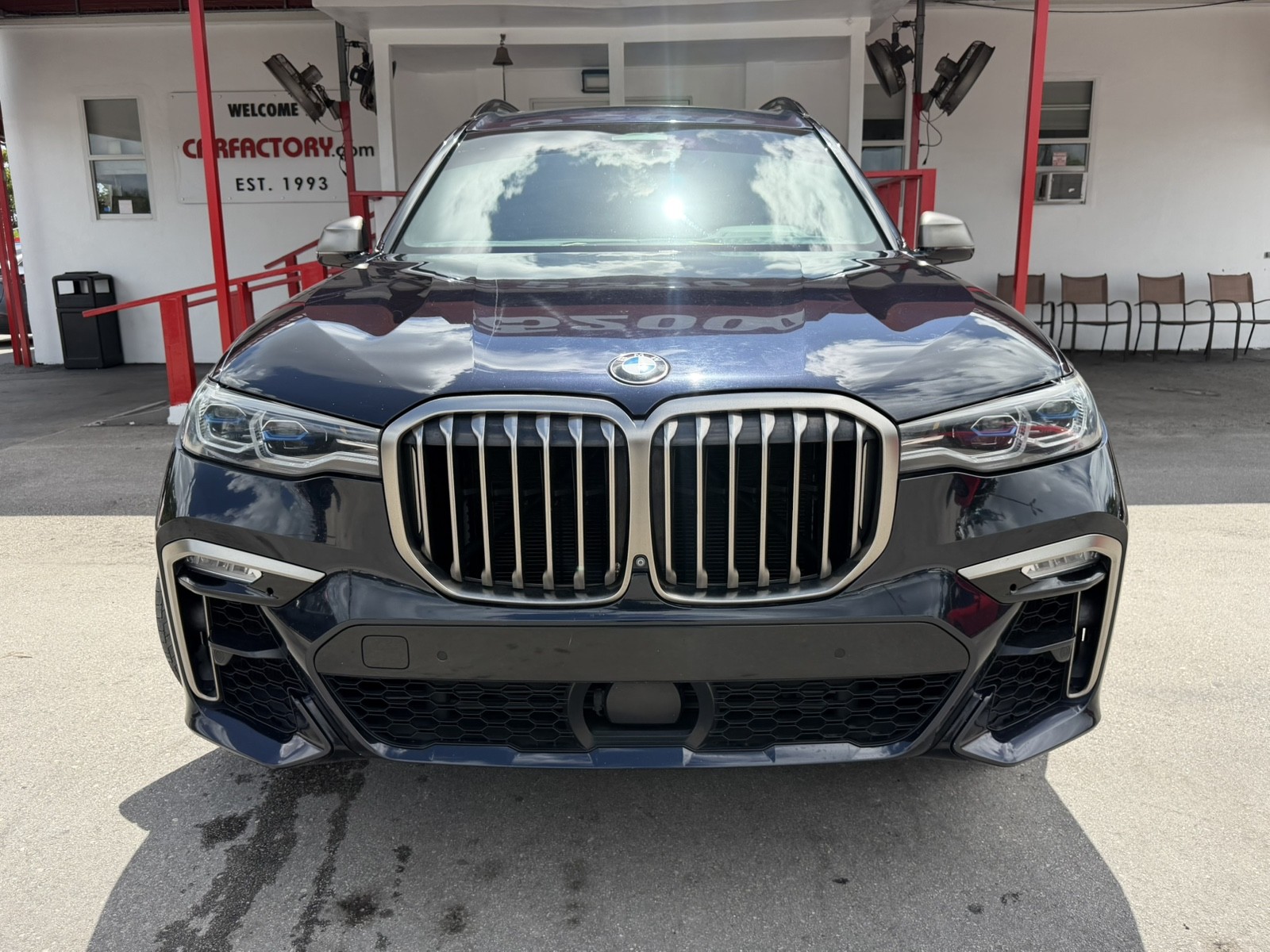 2020 BMW X7 - $33,988