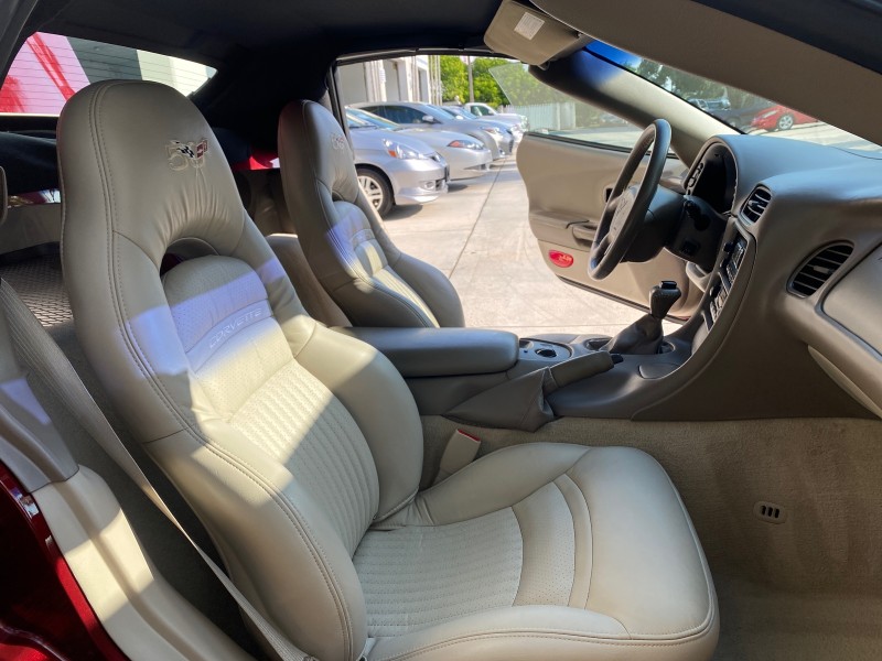 2003 Chevrolet Corvette 50TH CONVERTIBLE LOW MILES 6,742 in , 