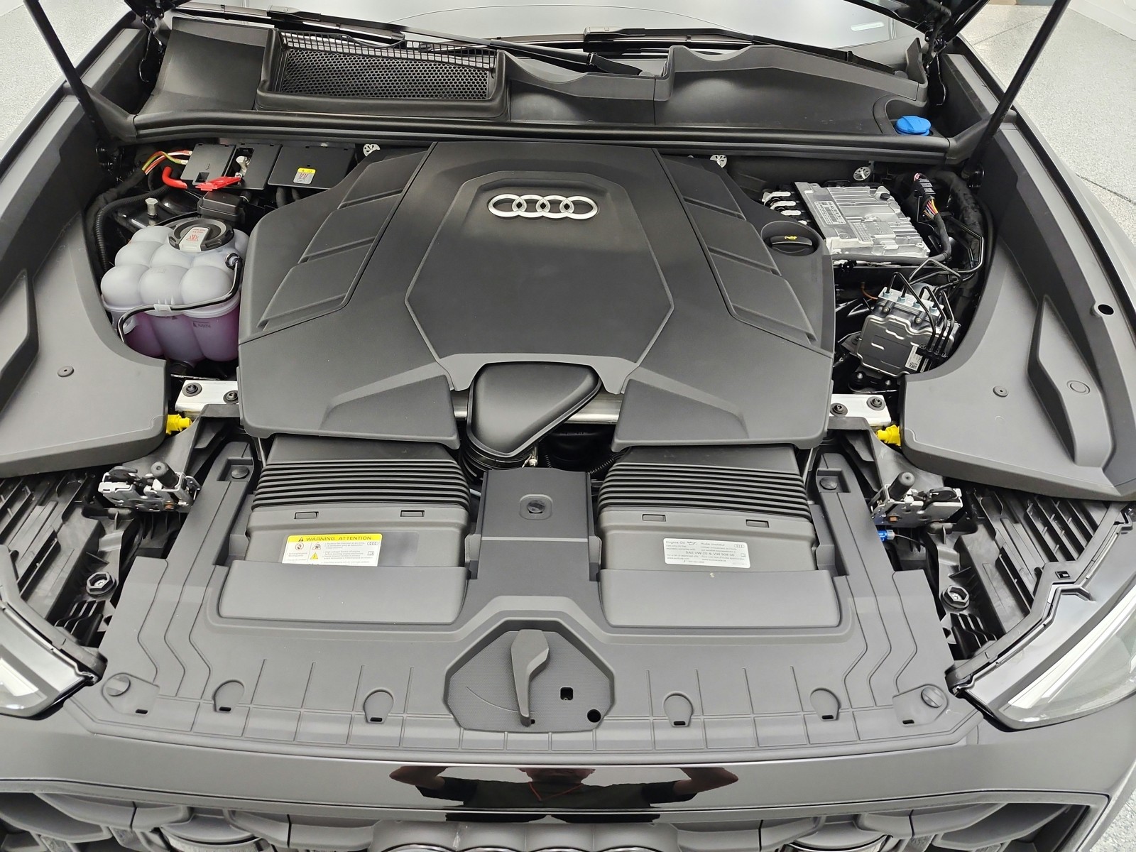 New 2026 Daytona Gray Pearl Effect Audi Premium Plus quattro image 13