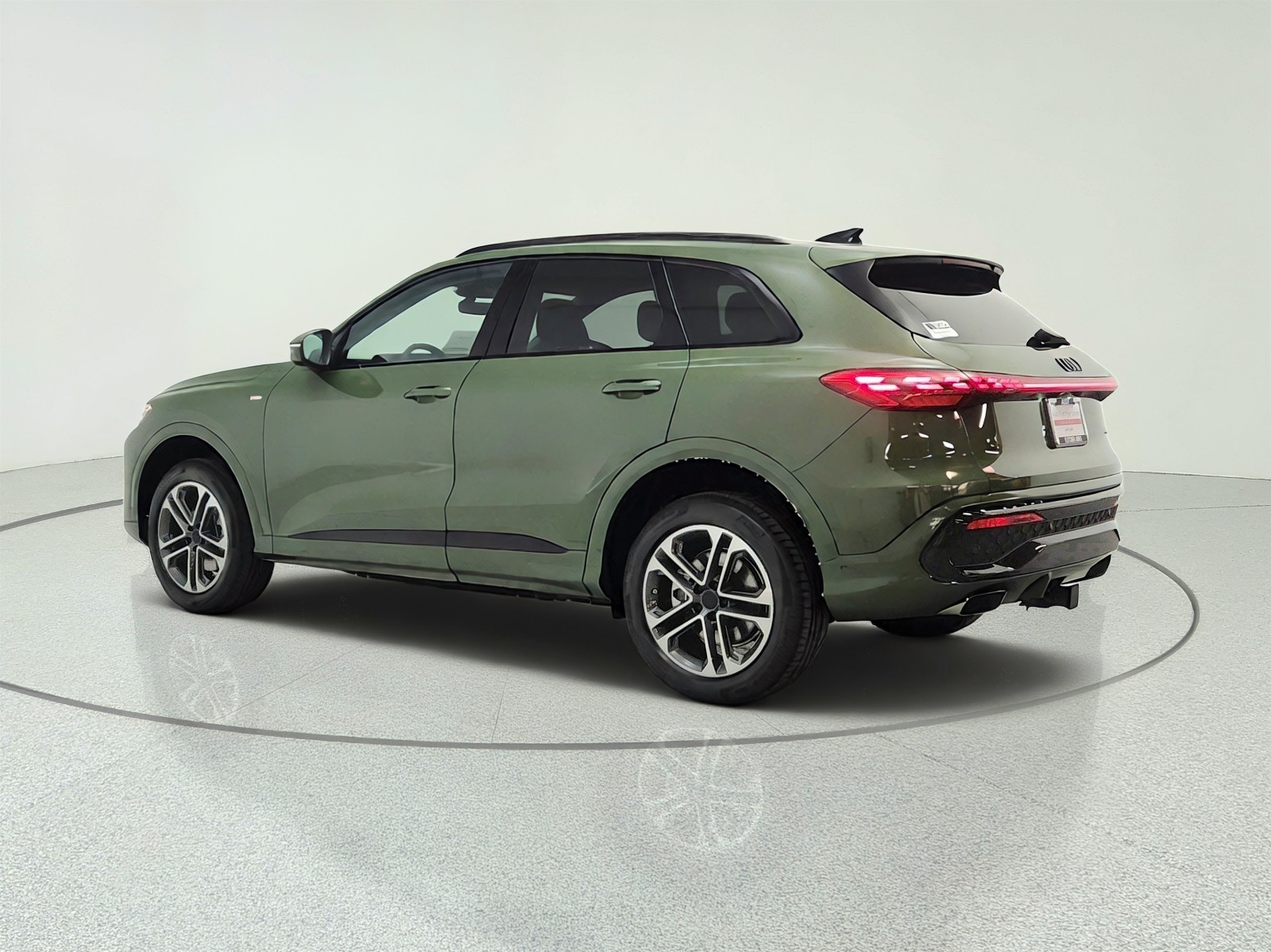 New 2026 District Green Metallic Audi Premium 2.0 TFSI quattro image 7
