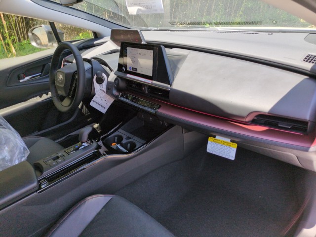 ToyotaPrius Plug-In Hybrid43