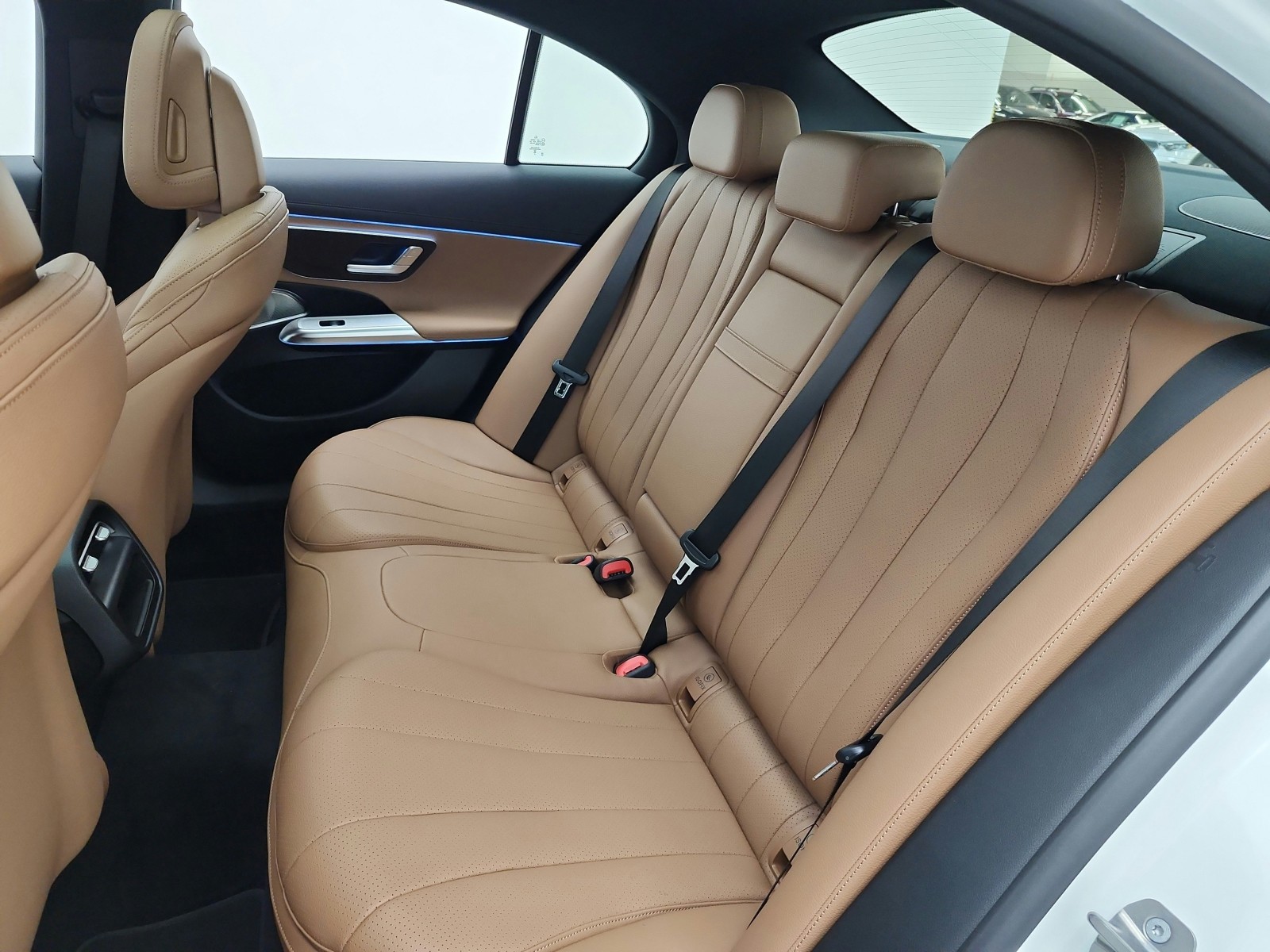 New 2027 Polar White Mercedes-Benz E 350 RWD Sedan image 11