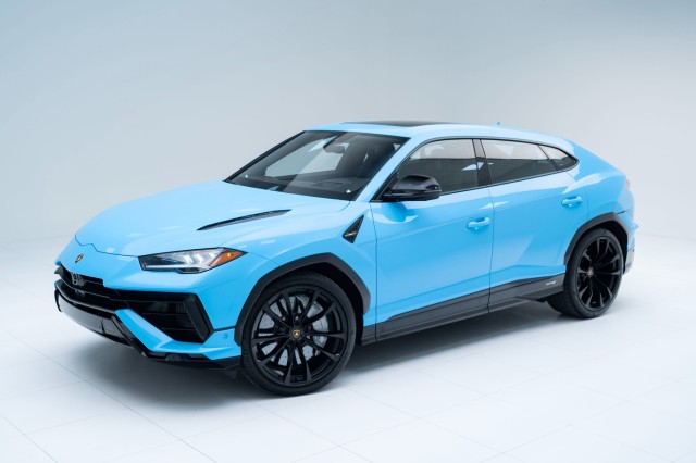 2023  Urus S in , 