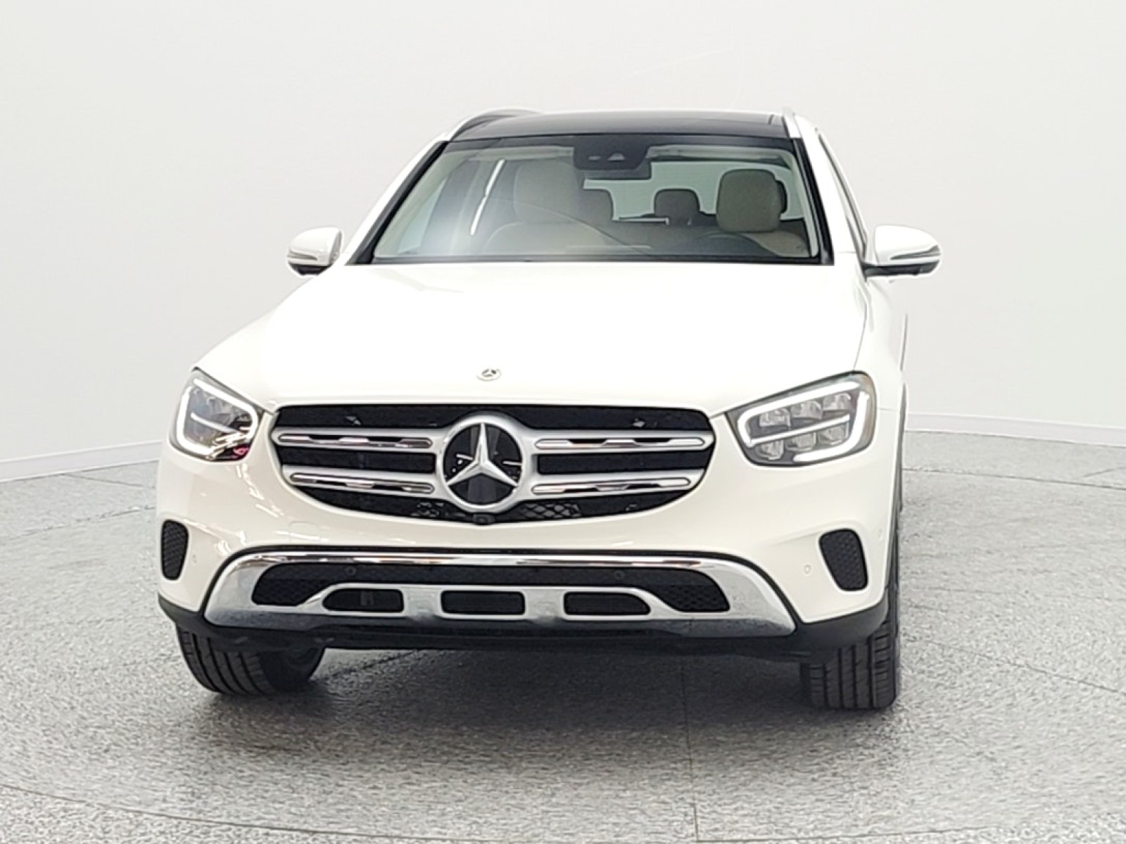 Used 2022 Polar White Mercedes-Benz GLC 300 SUV image 2