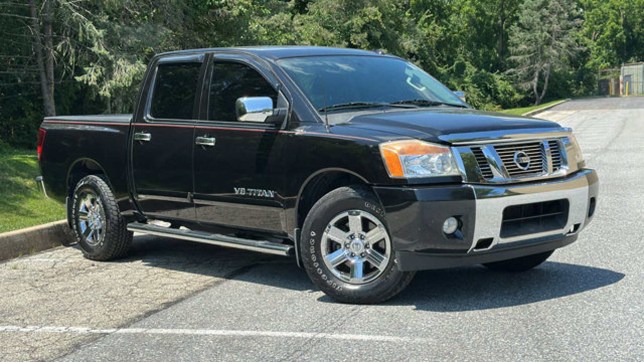 2014 Nissan Titan SL Crew Cab