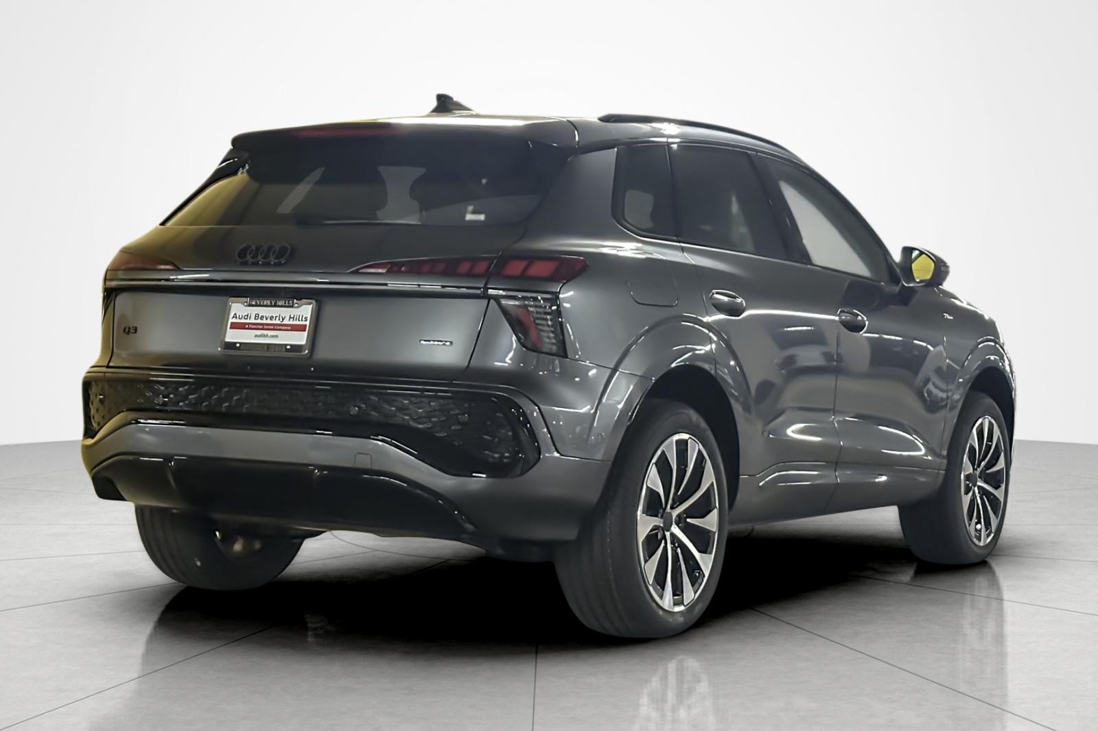 New 2026 Daytona Gray Pearl Effect Audi S line quattro image 6