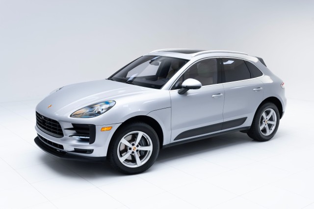 2021  Macan  in , 