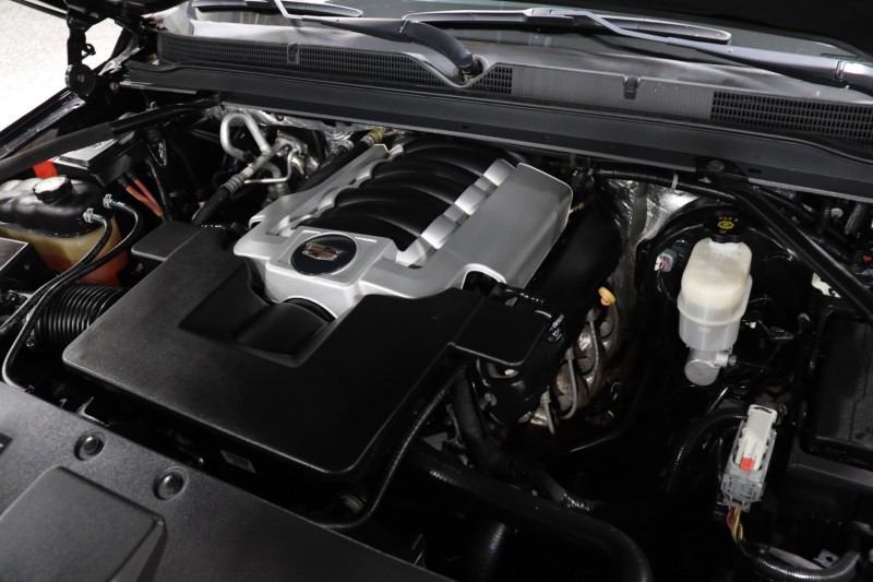 2016 Cadillac Escalade ESV Luxury Collection 4WD 4dr Suv in , 