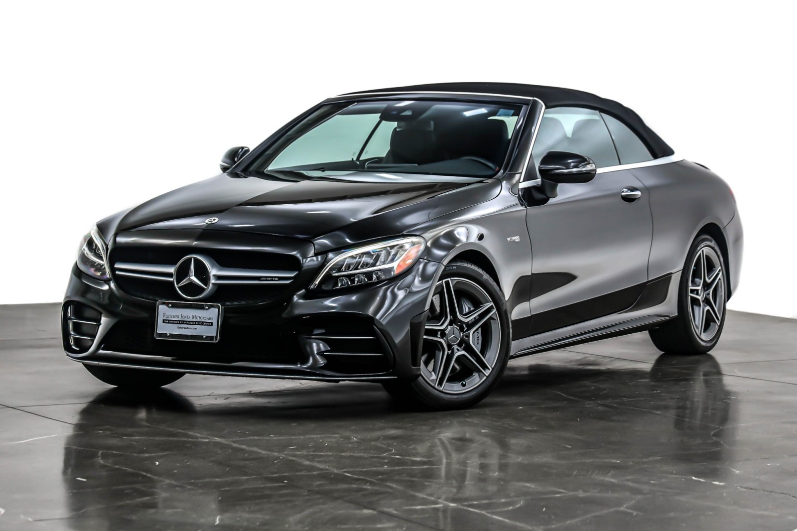 2023 Mercedes-Benz C-Class Cabriolet AMG C43's photo