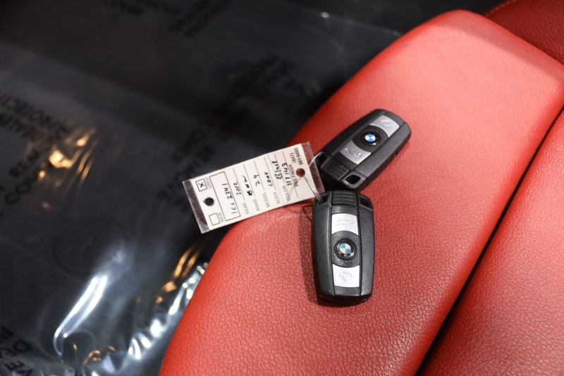 2012 BMW Z4 sDrive28i M Sport 6-Speed Manual 2dr Roadster in ,