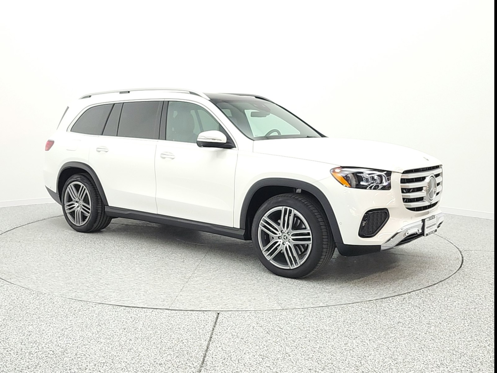 Certified Used 2025 Polar White Mercedes-Benz GLS 450 4MATIC® SUV image 3
