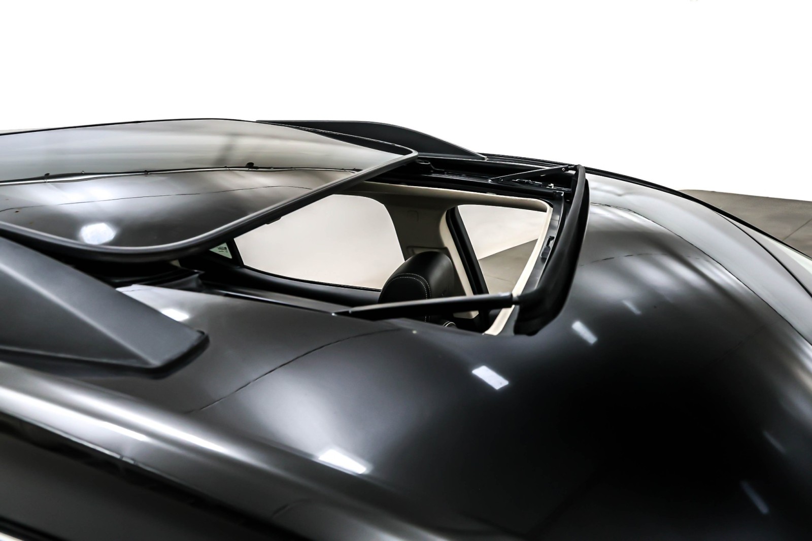 Used 2023 Ebony Twilight Metallic GMC AWD 4dr Denali image 22