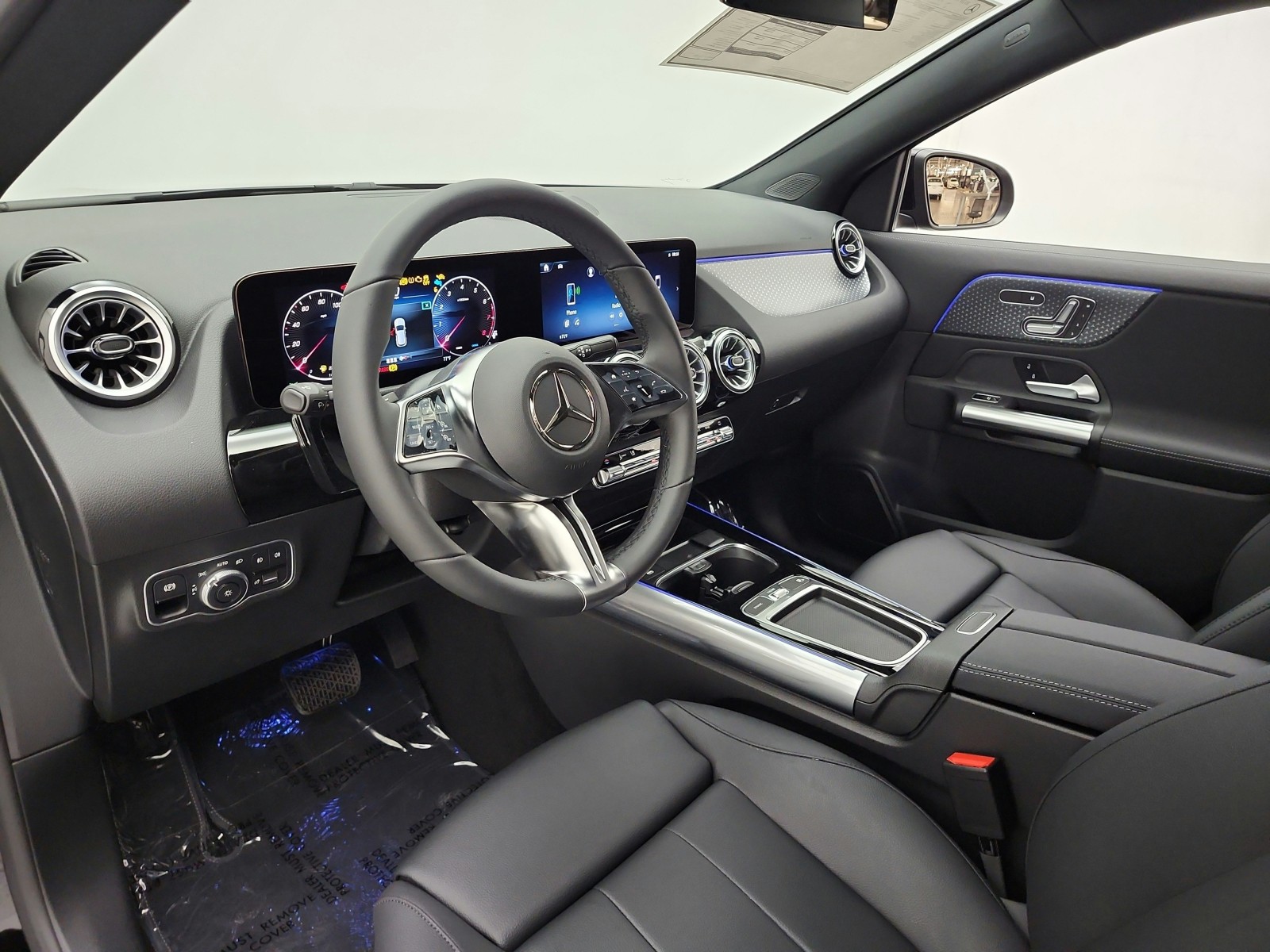 New 2026 Night Black Mercedes-Benz GLA 250 SUV image 10
