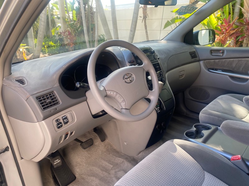 2010 Toyota Sienna LE LOW MILES 41,871 1 OWNER 7 PASSENGER in , 