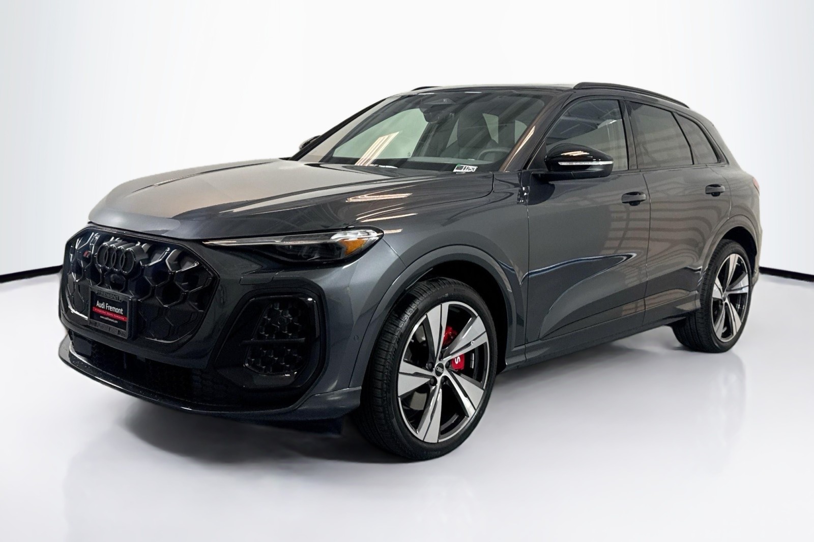 2025 Audi New SQ5 Premium Plus's photo