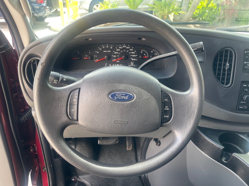 2006 Ford Econoline Wagon XLT 8 PASS LOW MILES 56328 in ,