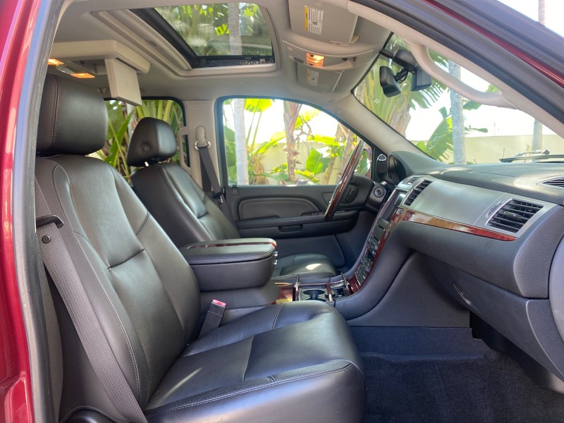 2007 Cadillac Escalade EXT LOW MILES 13,852 1 OWNER 4WD in , 