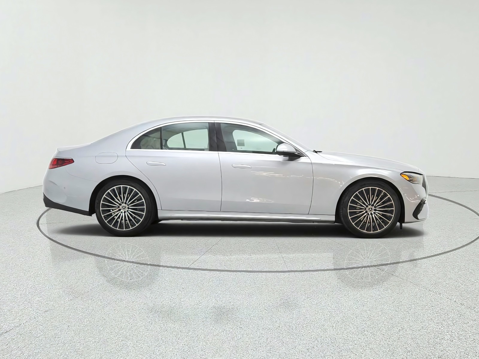 New 2027 Cirrus Silver Metallic Mercedes-Benz E 350 RWD Sedan image 4