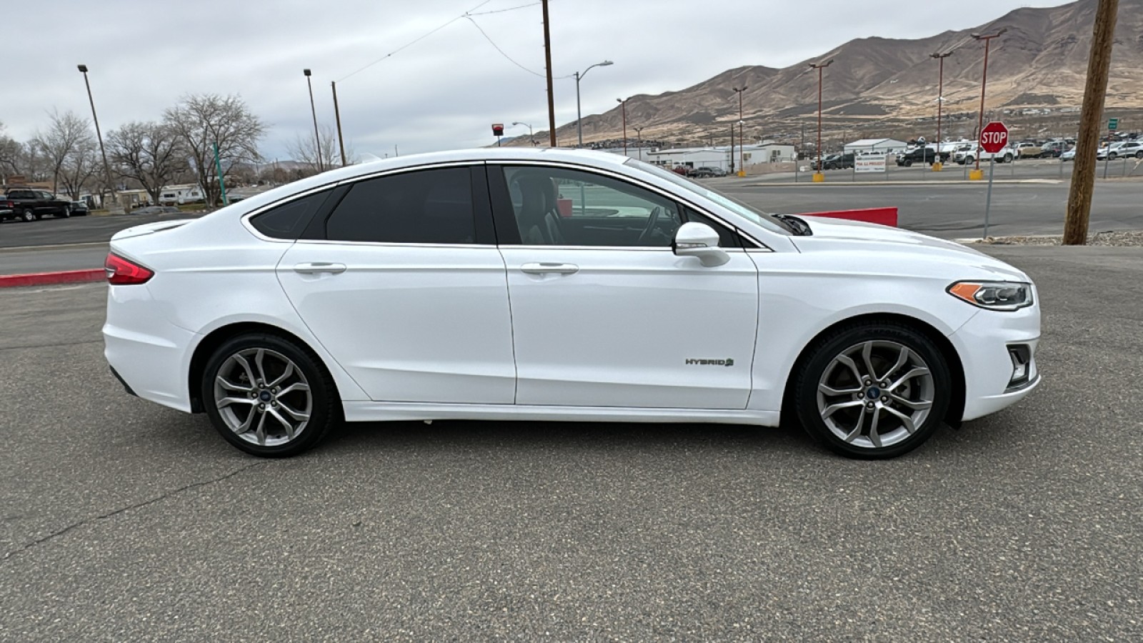 2019 Ford Fusion Hybrid Titanium 2