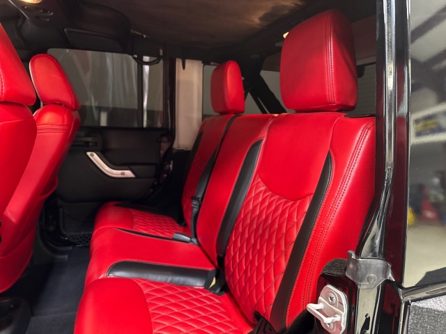 2015 Jeep Wrangler Unlimited Rubicon Hard Rock 4WD V6 Custom in ,