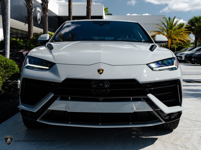 2023 Lamborghini Urus S in , 