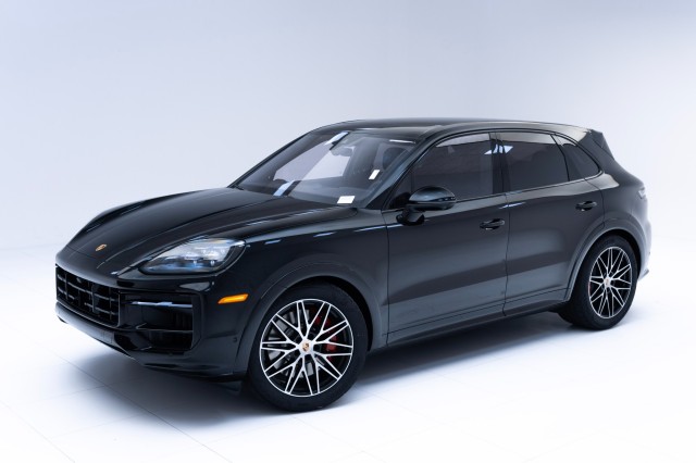 2025  Cayenne GTS in , 