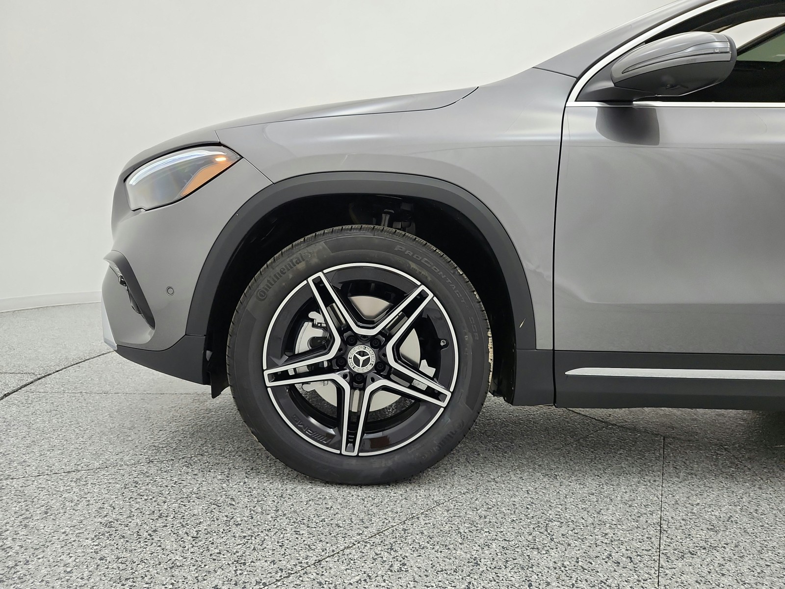 New 2026 Mountain Grey Metallic Mercedes-Benz GLA 250 SUV image 13