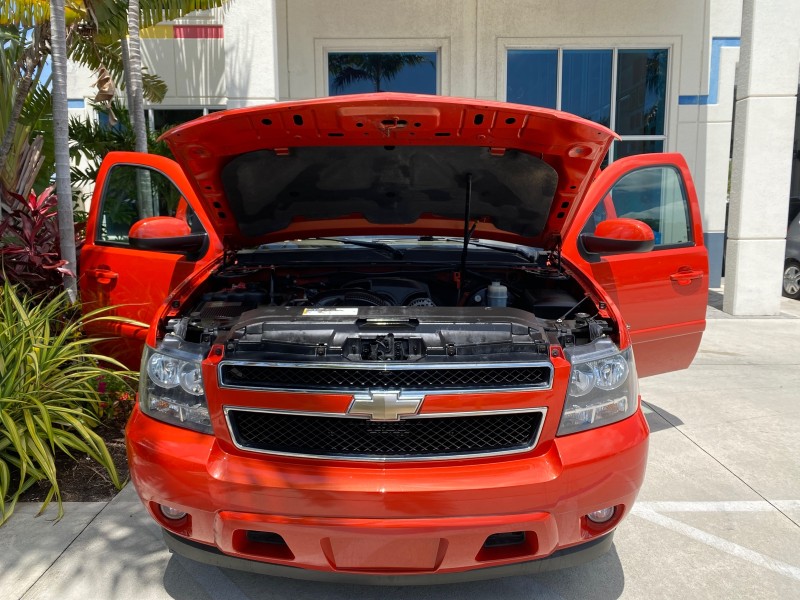 2009 Chevrolet Avalanche LT PU LOW MILES 58,696 in ,