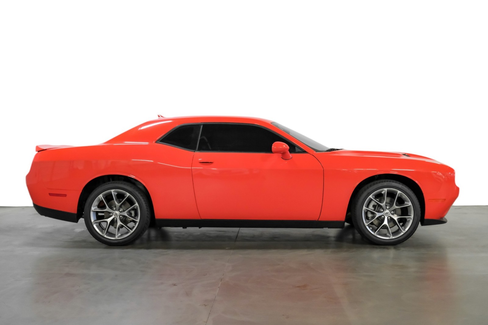 2022 Dodge Challenger SXT PlusPkg DrvrConvncPkg AlpineAudio UconnectNav 6