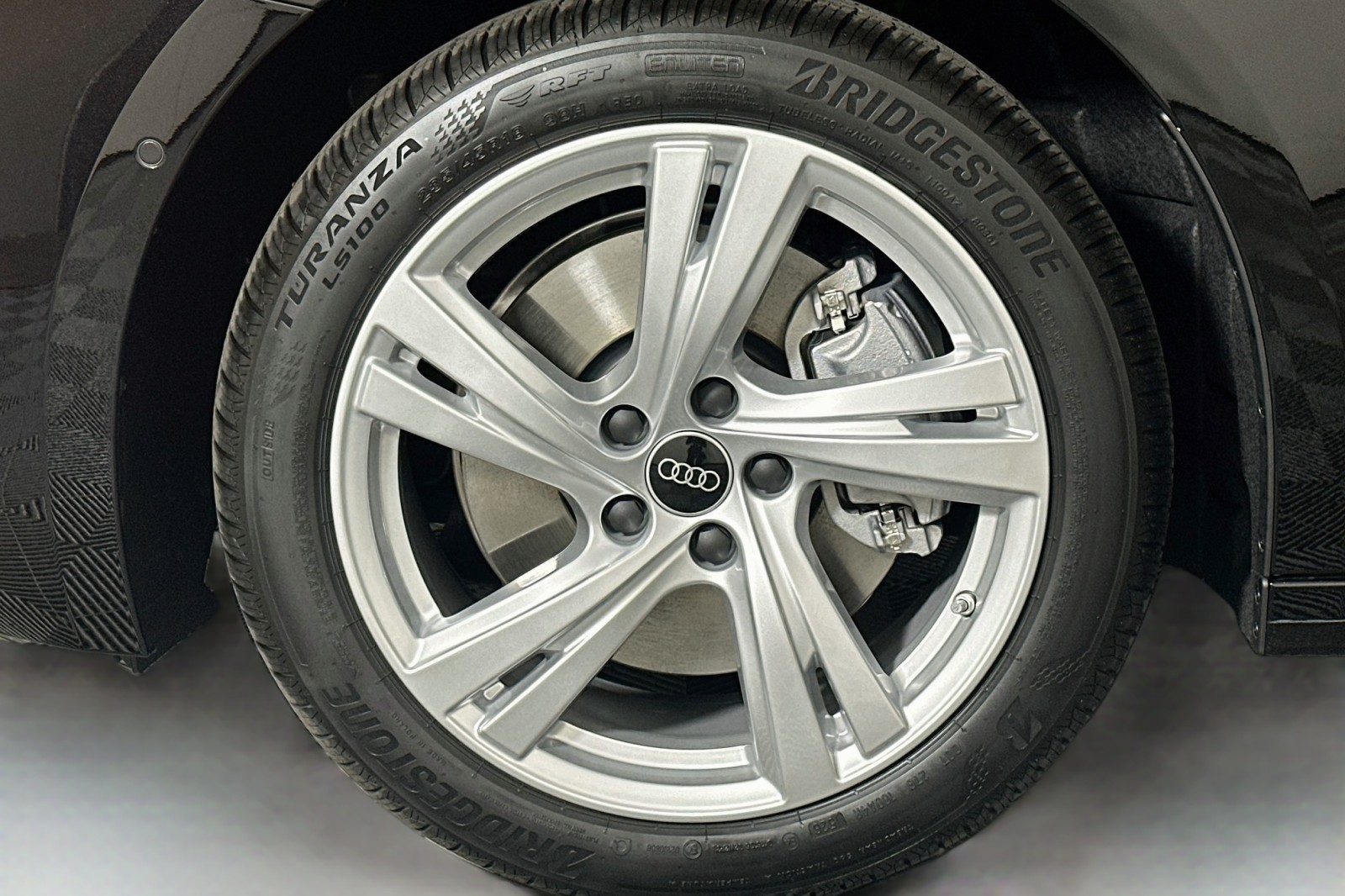 New 2026 Mythos Black Metallic Audi Premium image 9