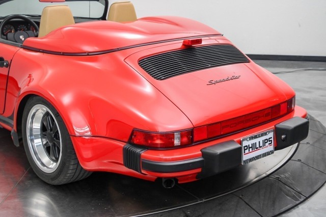 1989 Porsche 911 Carrera Speedster 10