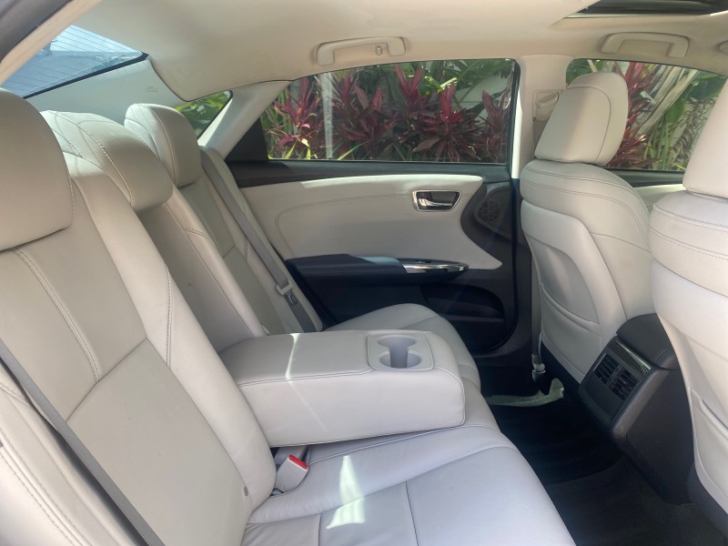 2013 Toyota Avalon XLE Premium LOW MILES 56,196 in , 