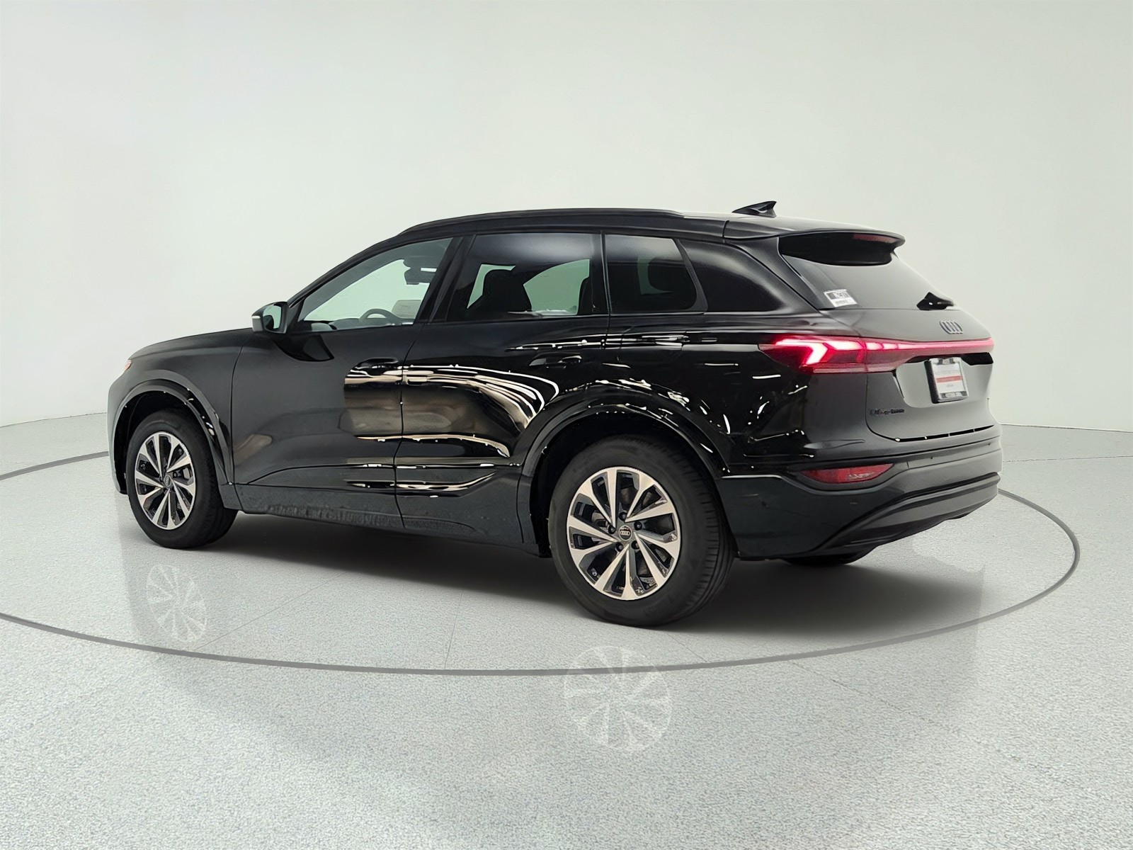 New 2027 Mythos Black Metallic Audi Premium quattro image 7