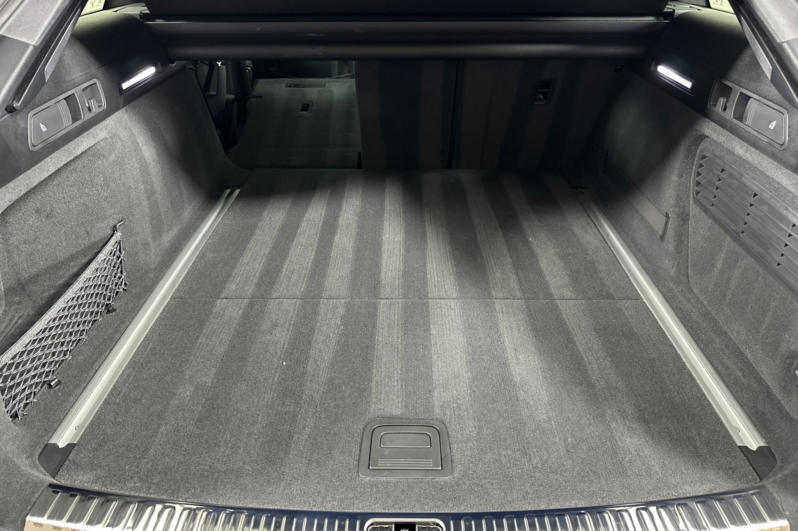 Used 2024 Mythos Black Metallic Audi performance 4.0 TFSI quattro image 14