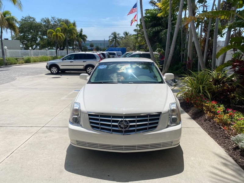 2006 Cadillac DTS LOW MILES 58,287 in , 