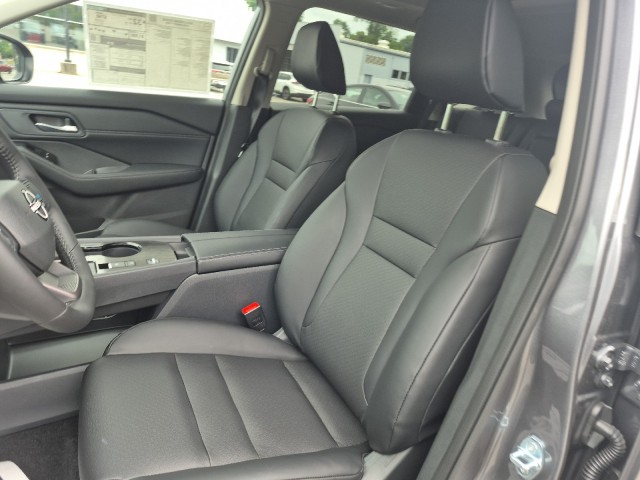 NissanRogue36