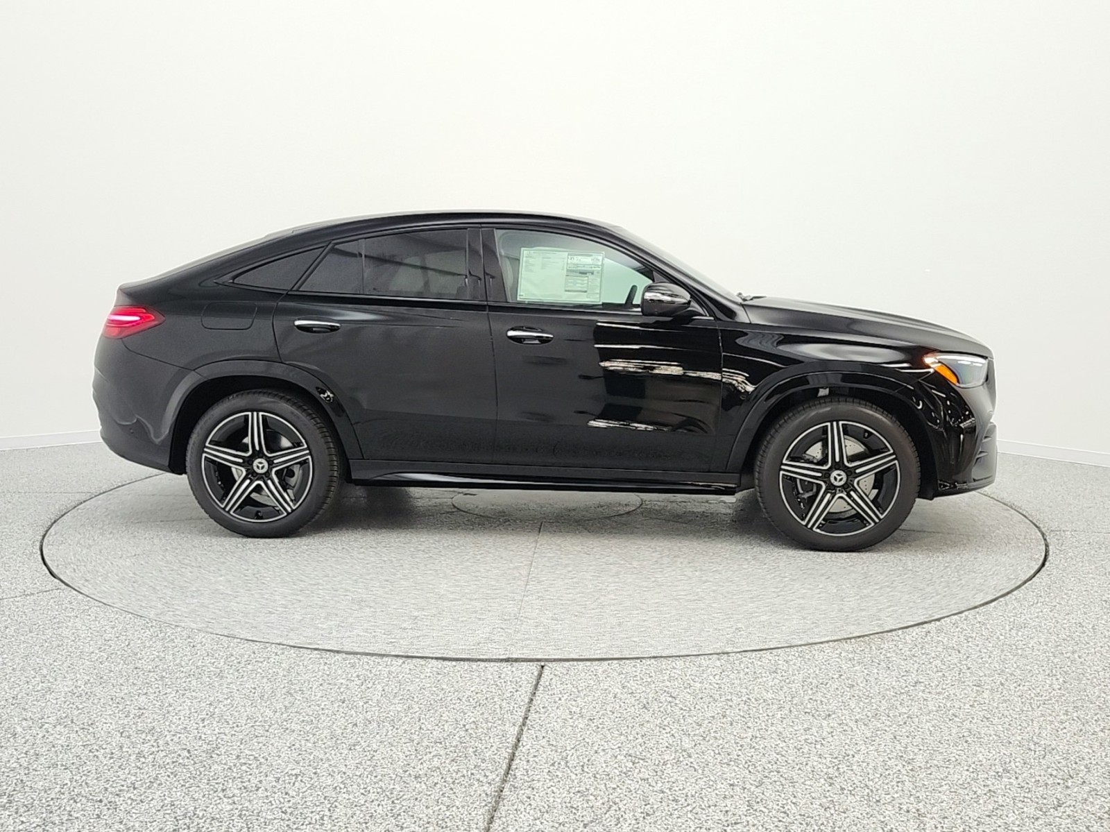 New 2026 Black Mercedes-Benz GLE 450 image 4
