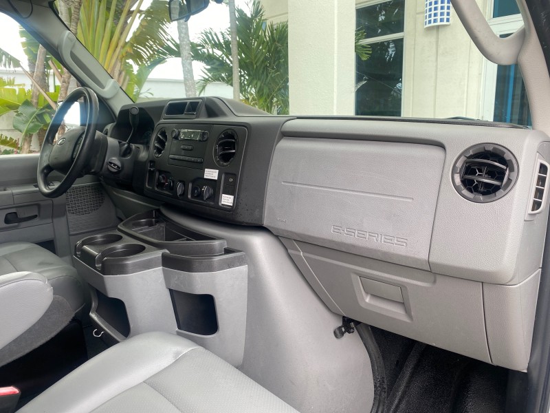 2014 Ford Econoline Cargo Van EXTENDED LOW MILES 6,380 1 OWNER in , 