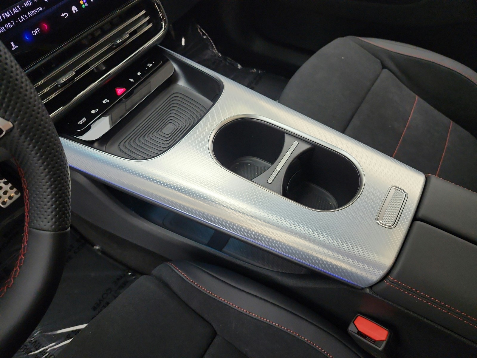 New 2027 Polar White Mercedes-Benz CLA 220 Hybrid FWD image 9