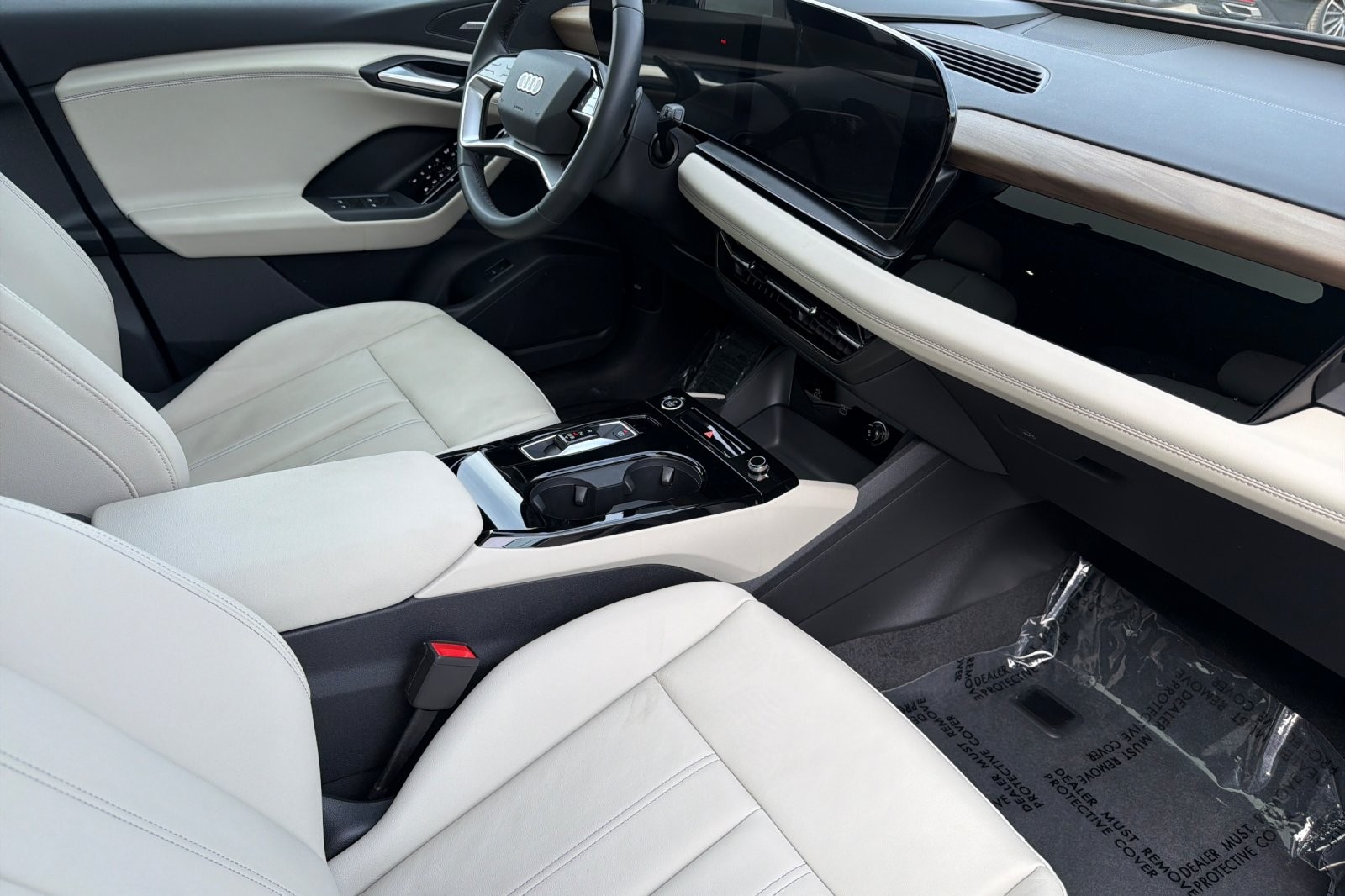 Certified Used 2025 Glacier White Metallic Audi Premium Plus quattro image 15