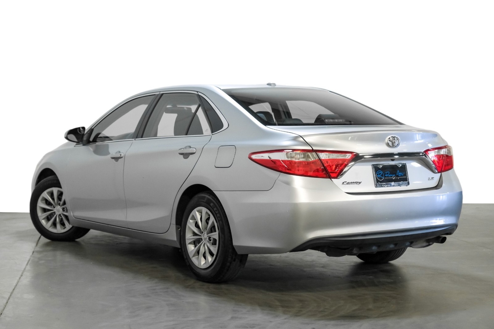 2015 Toyota Camry LE 7