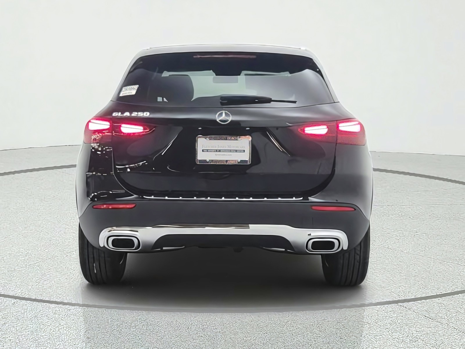 New 2026 Night Black Mercedes-Benz GLA 250 SUV image 6