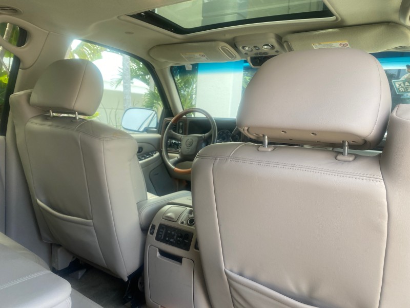 2002 Cadillac Escalade LOW  MILES 67,881 1 OWNER in , 
