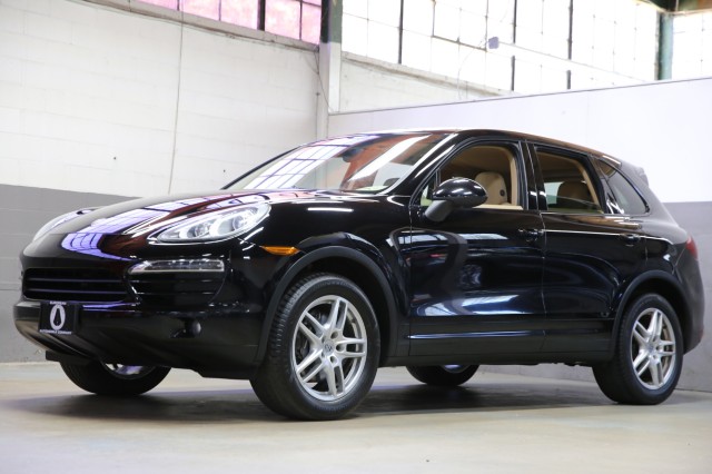 2012 Porsche Cayenne in Plainview,